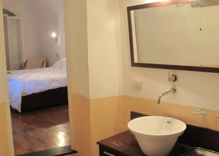 Σπίτι διακοπών 2 Bed House Sleeps 5 - Terrace - Communal Pool